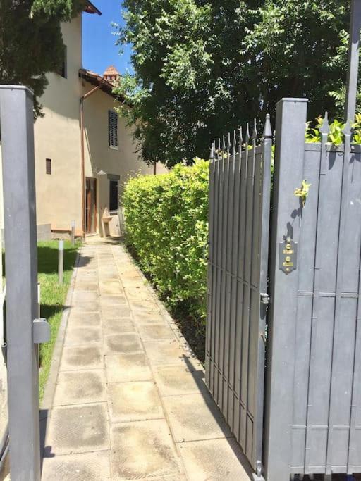 Dalu Florence Apartment Davide - Private Car Park 15 Minutes To The City Center المظهر الخارجي الصورة